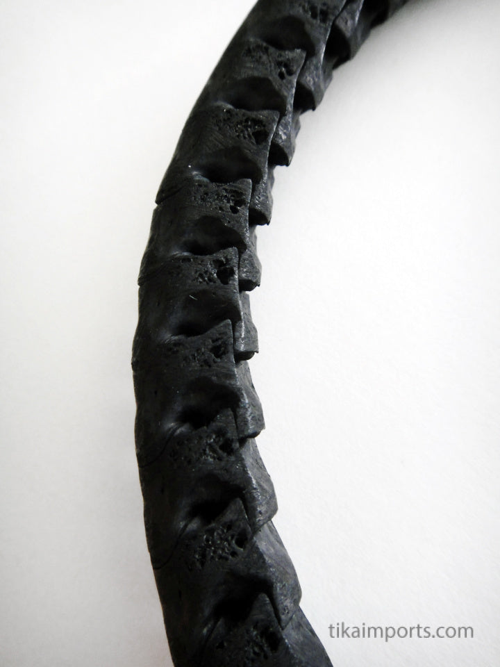 Snake Vertebrae Choker- Black