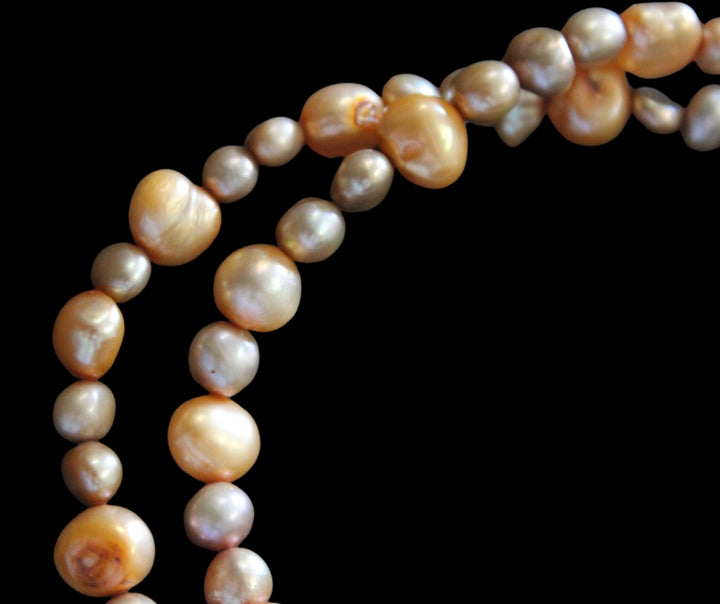 Golden Light Pearl freshwater Necklace