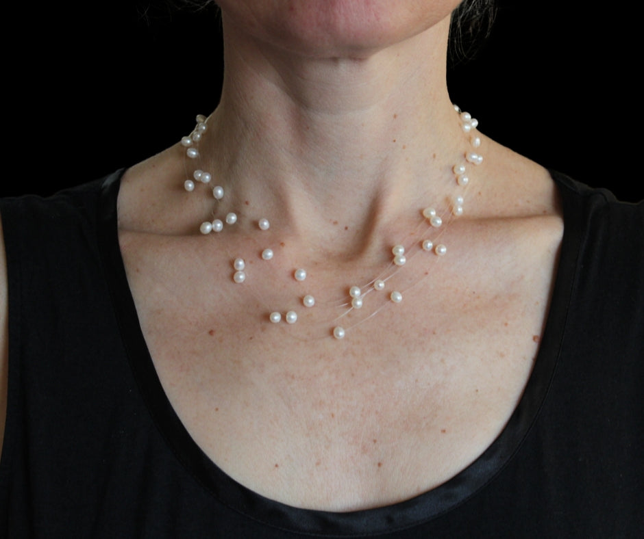 Dancing Pearl Necklace