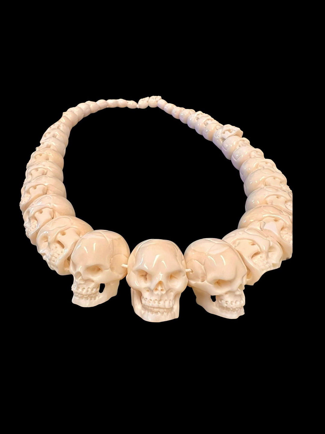 Carved Bone Skull Graduated Strand