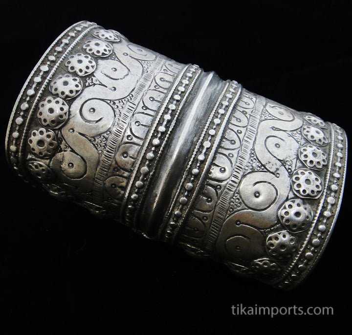 Antique Afghani Single Silver Cuff