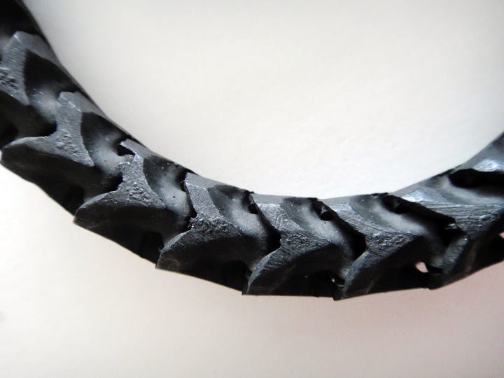 Black Snake Vertebrae Bracelet- Texture Image 2 